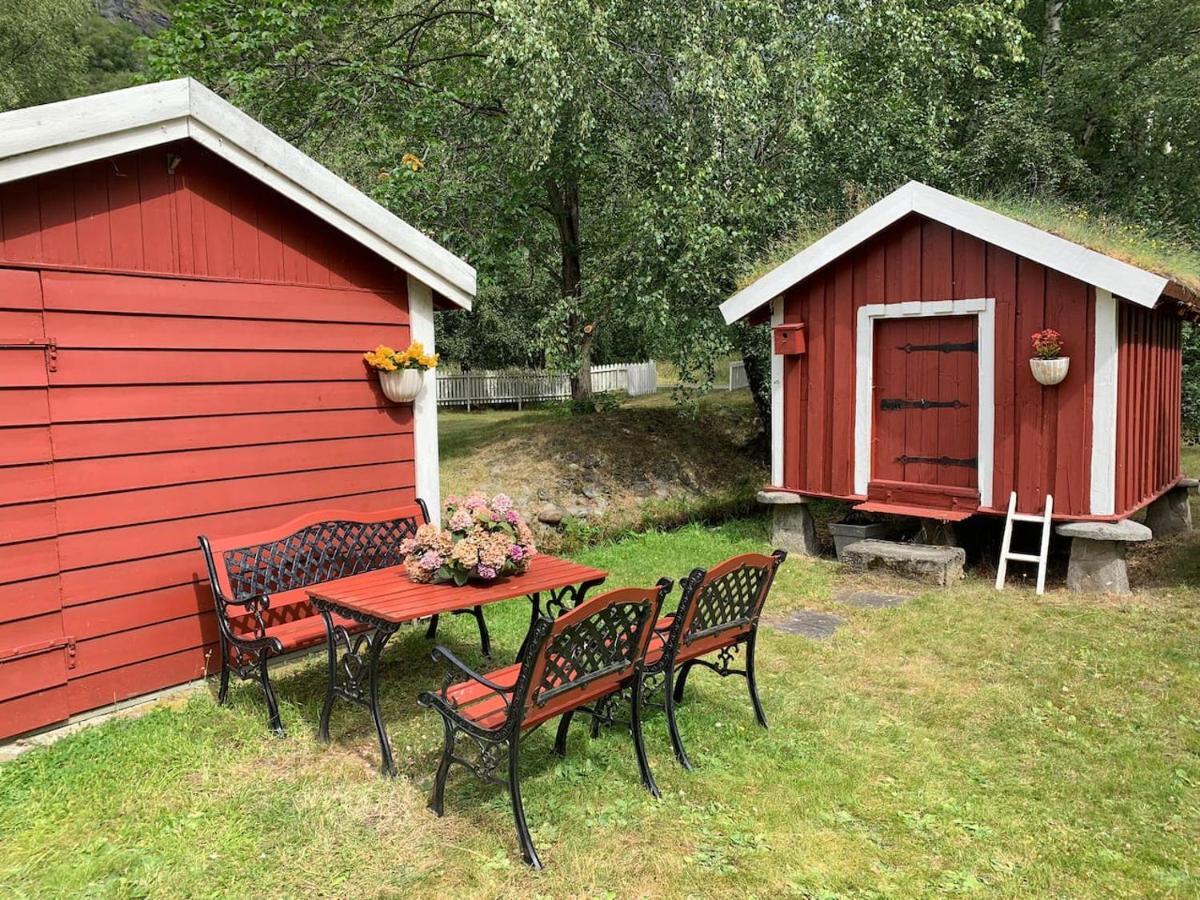 Aobrio Holidayhouse, Authentic Norwegian Farmhouse Close To Flam Lærdalsøyri Екстериор снимка
